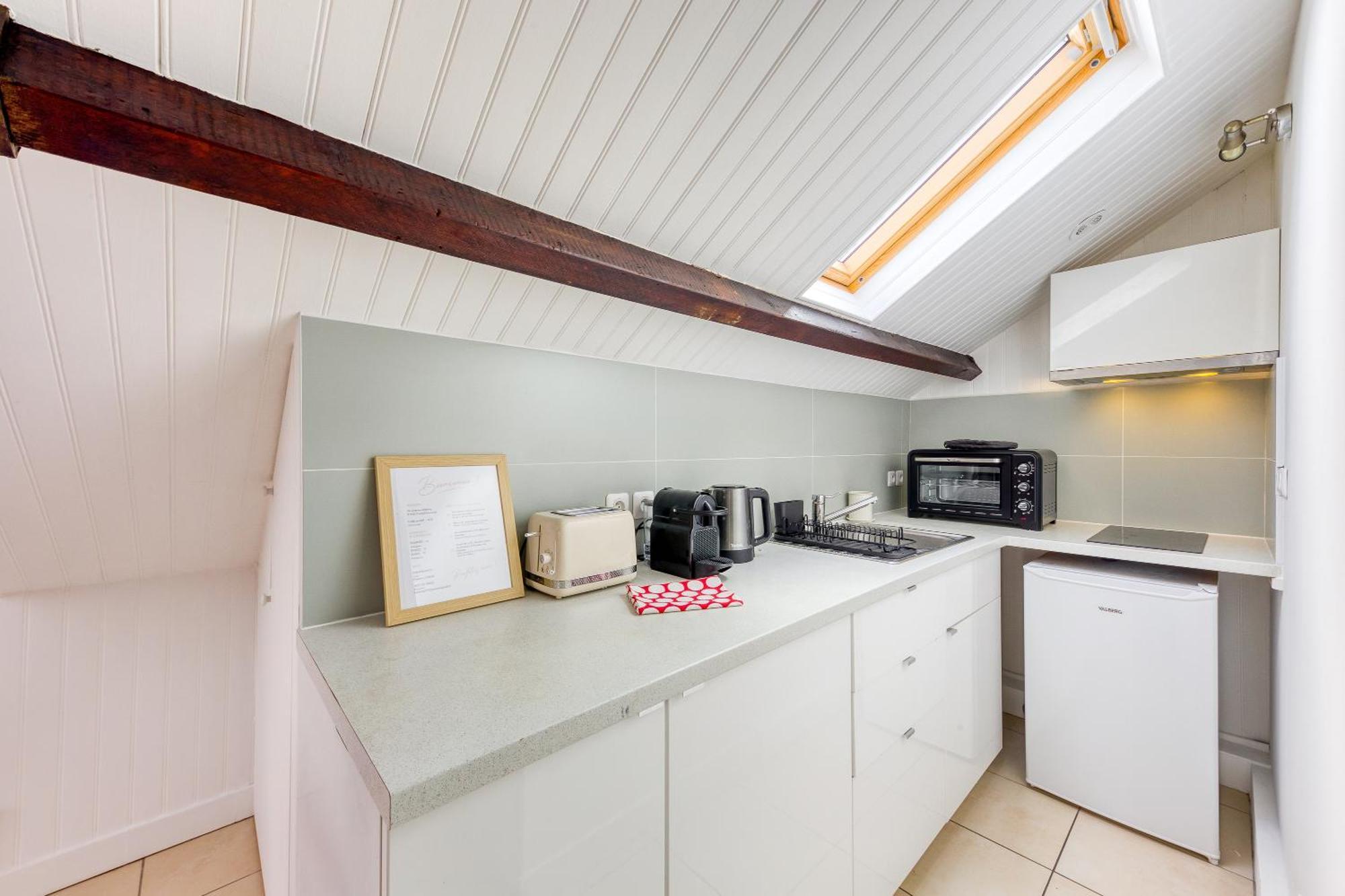 La Cozy Space - 1 Min Gare De Apartment *